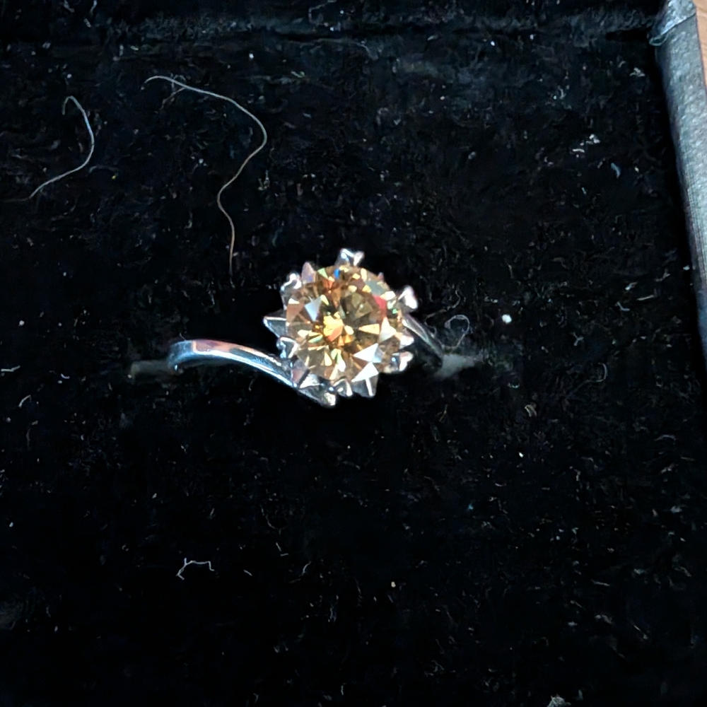 Elegant Silver and Gold Moossanite Ring